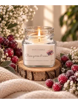Bougie artisanale aux baies givrées et raisin