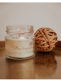 Bougie artisanale à la fleur de passion